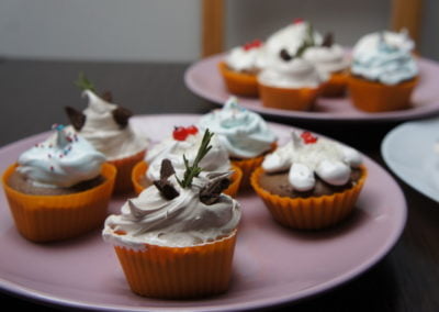 Catering - babeczki z kremem