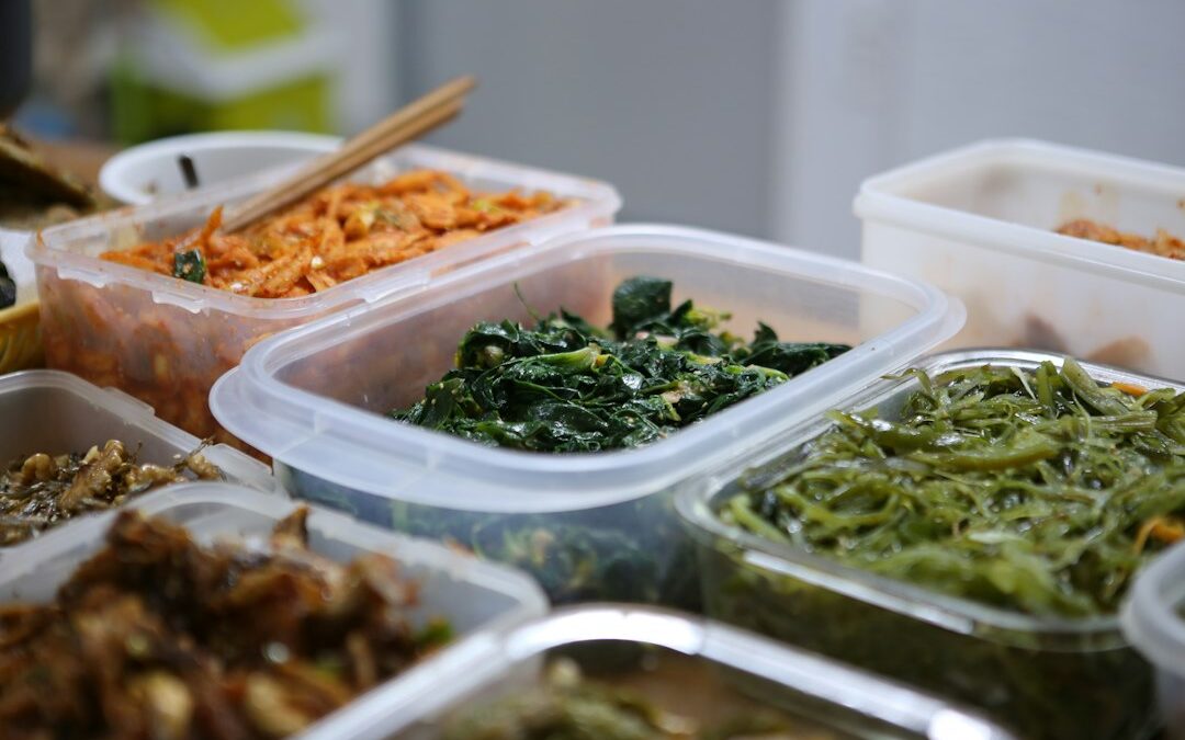 Photo weight loss meal prep boxes